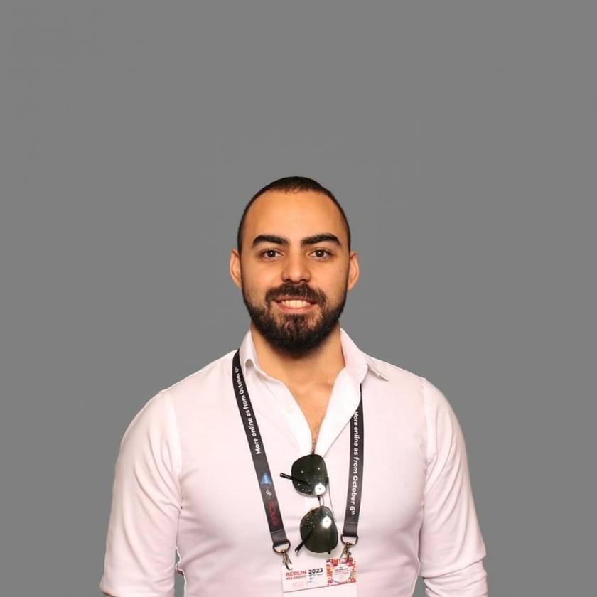 Dr.Onur Öz